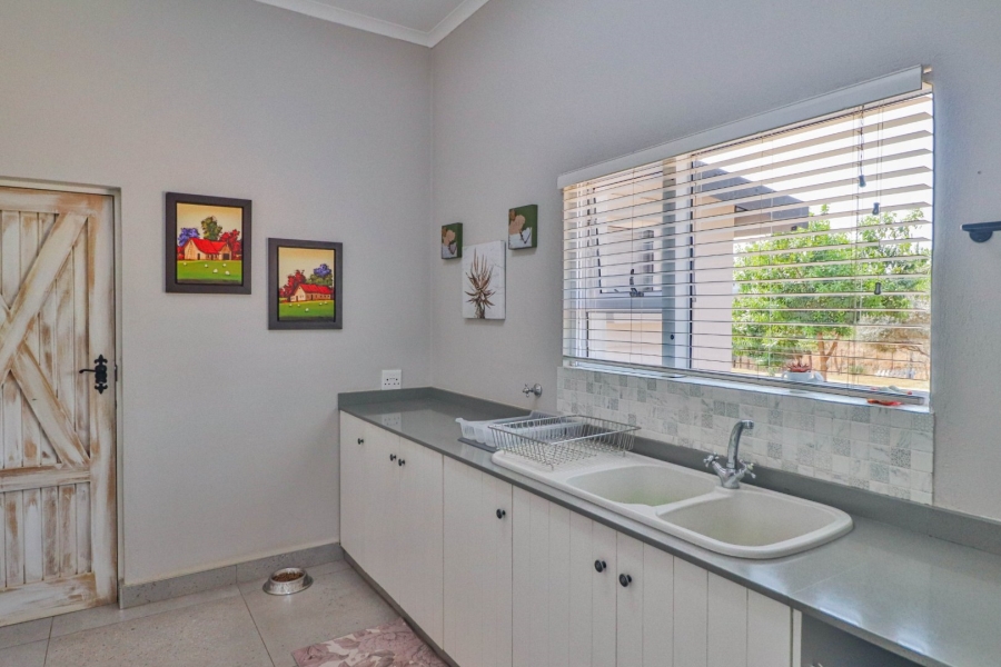Commercial Property for Sale in Summer Breeze Estate Mpumalanga