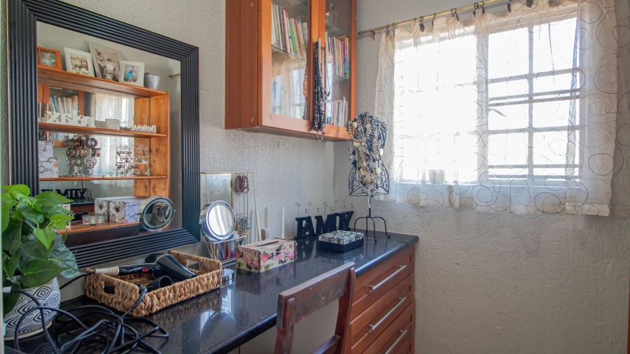 5 Bedroom Property for Sale in Kingsview Ext 1 Mpumalanga