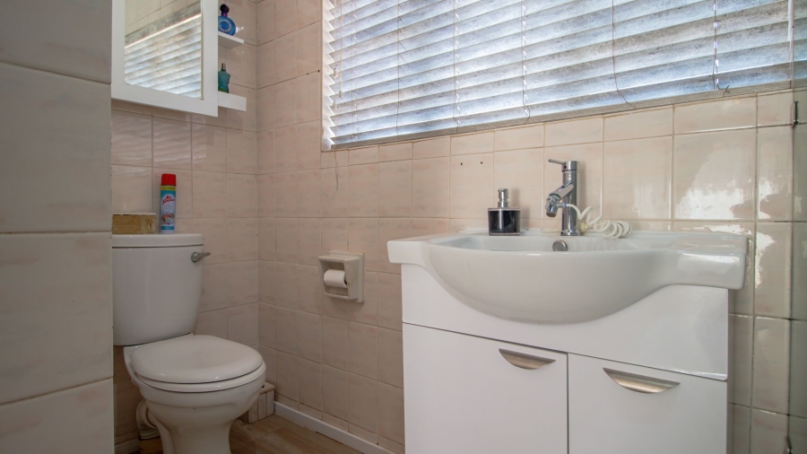 5 Bedroom Property for Sale in Kingsview Ext 1 Mpumalanga