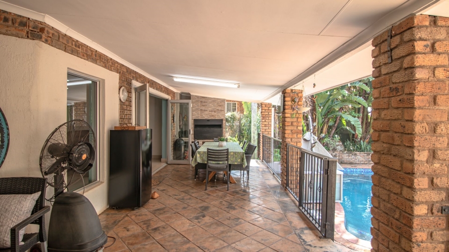 5 Bedroom Property for Sale in Kingsview Ext 1 Mpumalanga