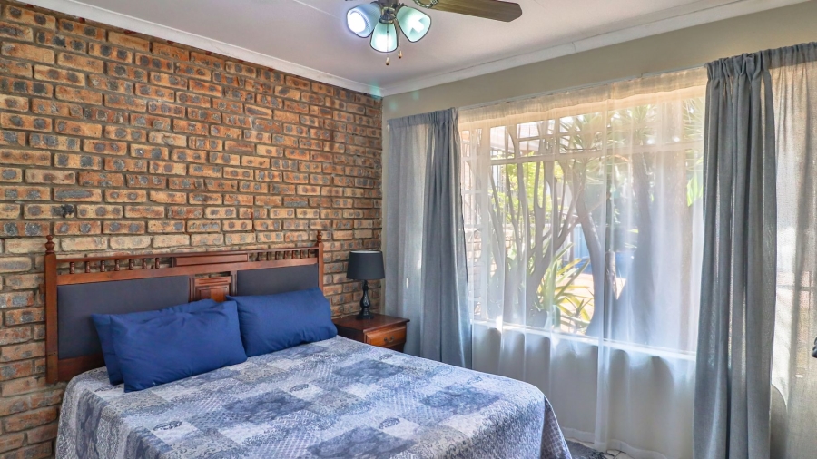 5 Bedroom Property for Sale in Kingsview Ext 1 Mpumalanga