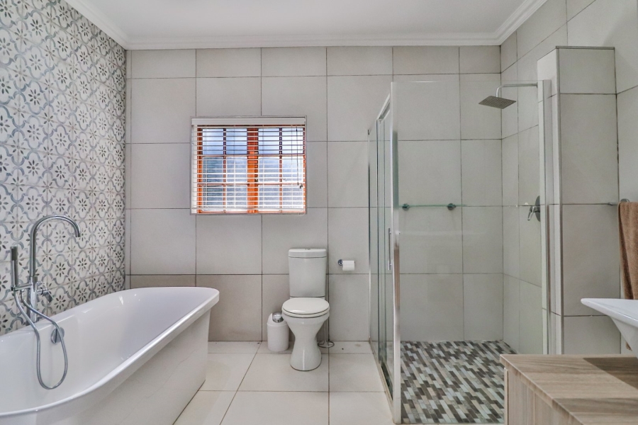 Commercial Property for Sale in White River AH Mpumalanga