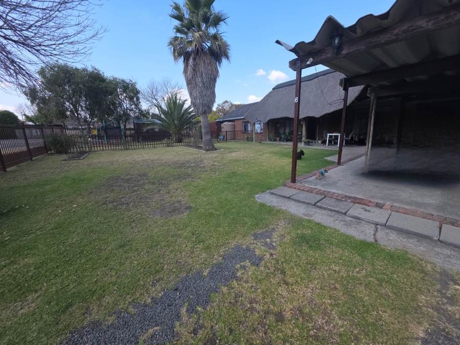 4 Bedroom Property for Sale in Kruinpark Mpumalanga