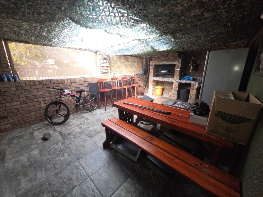 4 Bedroom Property for Sale in Kruinpark Mpumalanga