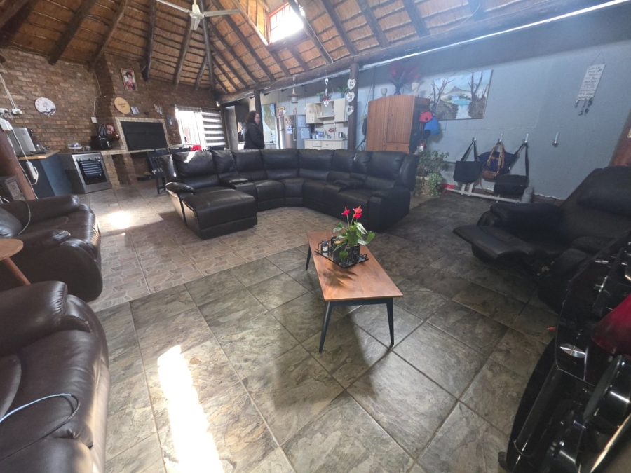 4 Bedroom Property for Sale in Kruinpark Mpumalanga