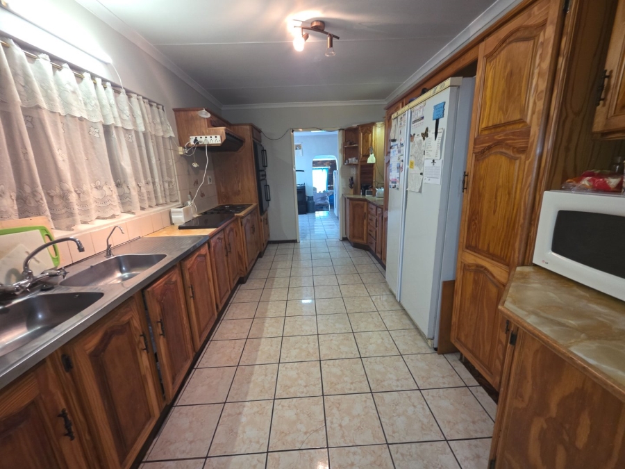 4 Bedroom Property for Sale in Kruinpark Mpumalanga