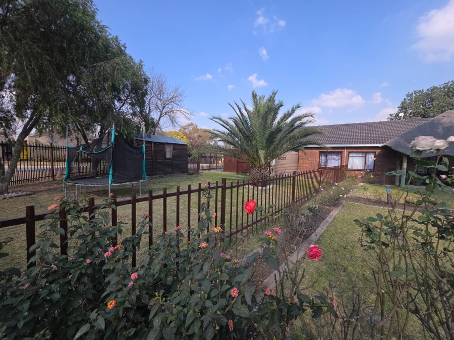 4 Bedroom Property for Sale in Kruinpark Mpumalanga