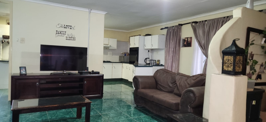 4 Bedroom Property for Sale in Kruinpark Mpumalanga