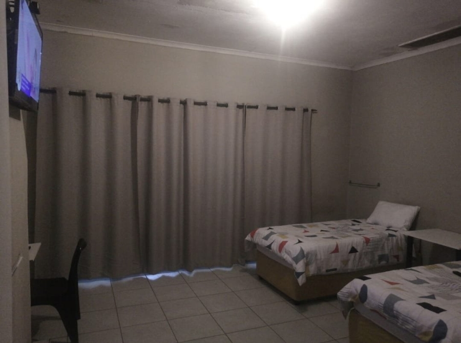 Commercial Property for Sale in White River Estates Mpumalanga