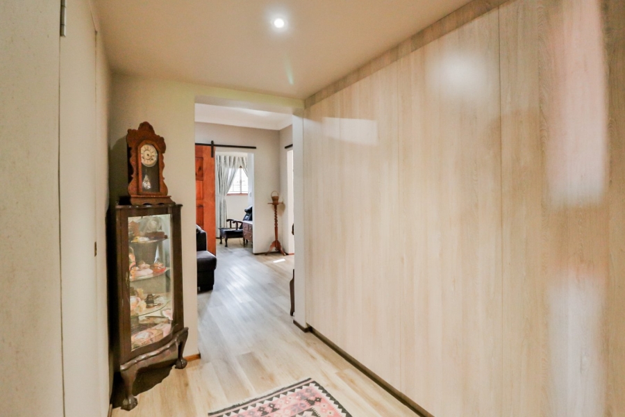 5 Bedroom Property for Sale in White River Ext 3 Mpumalanga