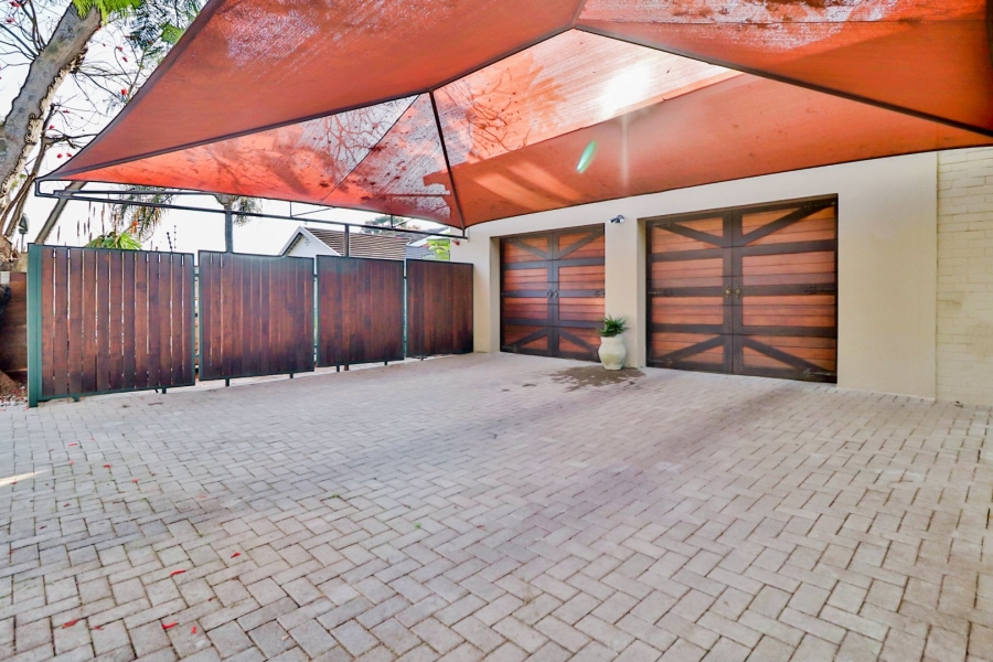5 Bedroom Property for Sale in White River Ext 3 Mpumalanga