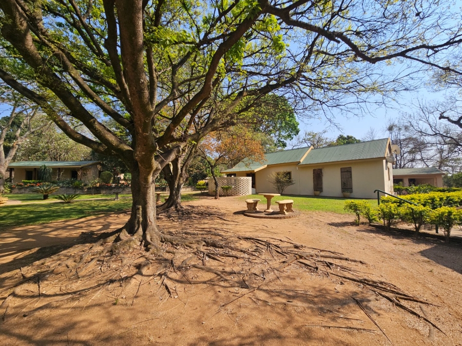 Commercial Property for Sale in White River Estates Mpumalanga