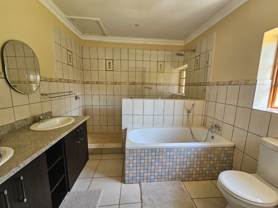 Commercial Property for Sale in White River Estates Mpumalanga