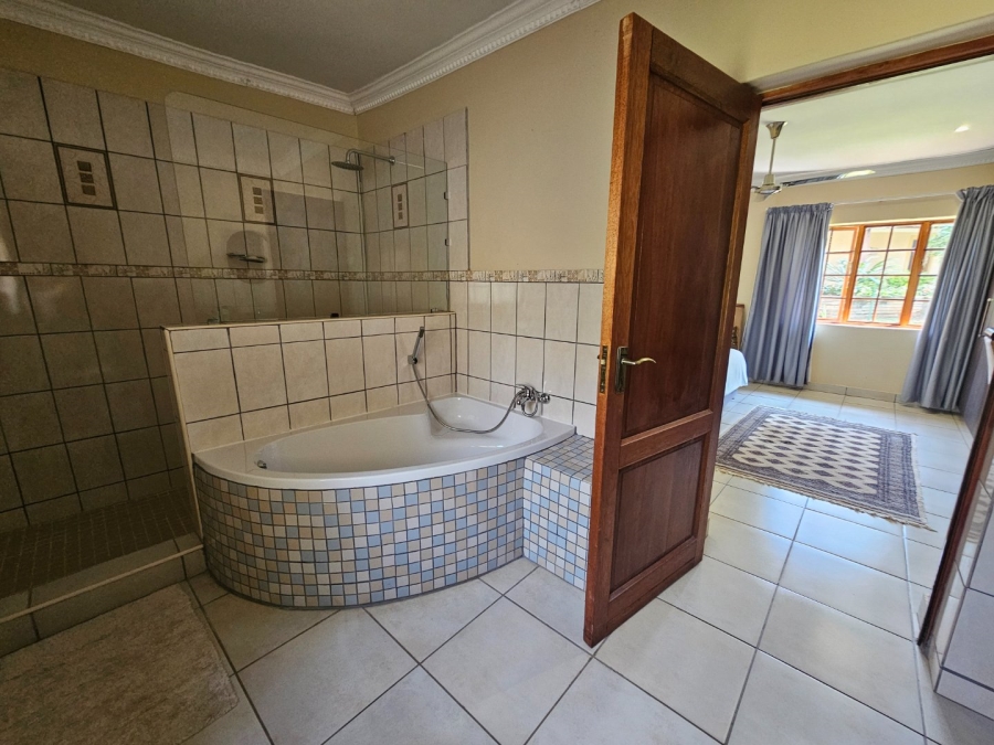 Commercial Property for Sale in White River Estates Mpumalanga