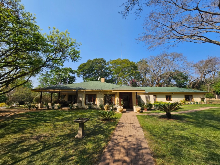 Commercial Property for Sale in White River Estates Mpumalanga