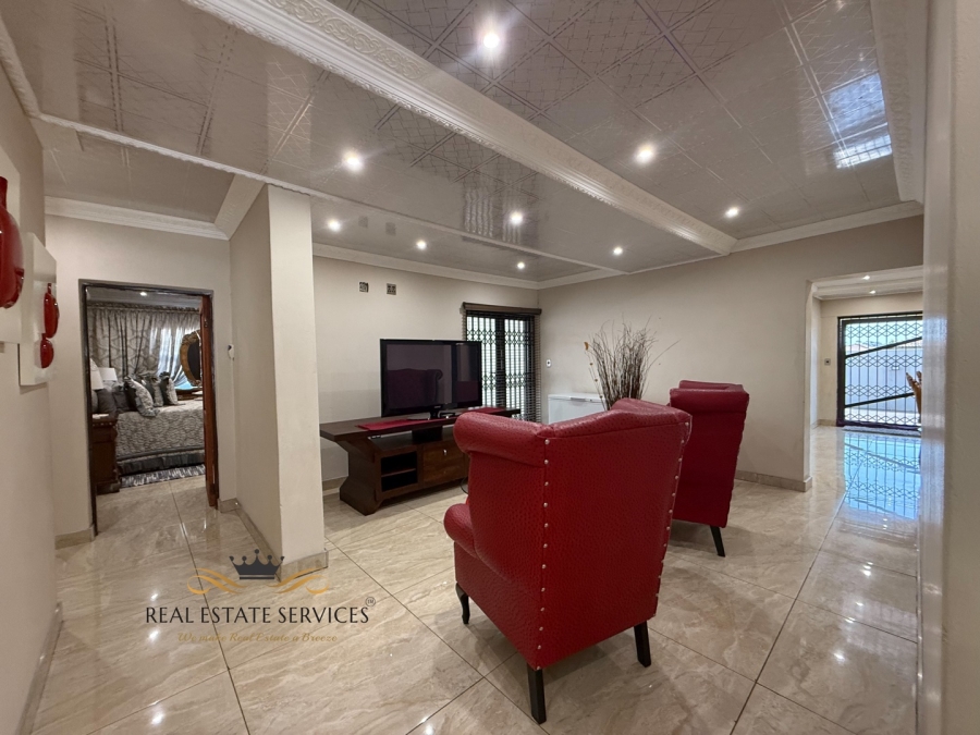 9 Bedroom Property for Sale in Aerorand Mpumalanga