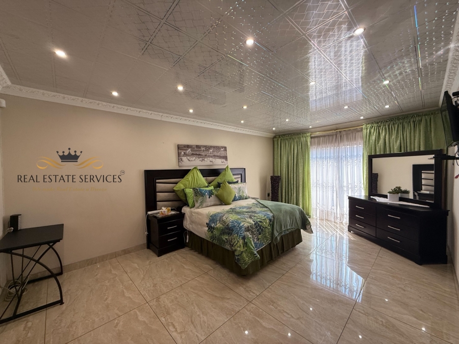 9 Bedroom Property for Sale in Aerorand Mpumalanga