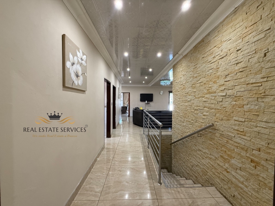 9 Bedroom Property for Sale in Aerorand Mpumalanga