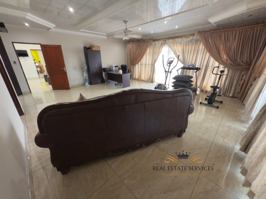9 Bedroom Property for Sale in Aerorand Mpumalanga