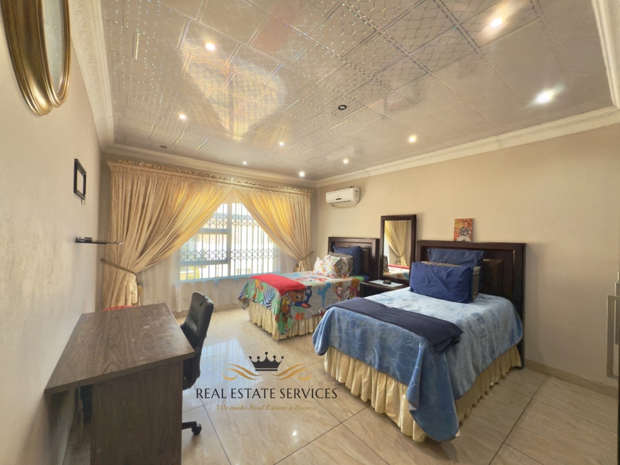 9 Bedroom Property for Sale in Aerorand Mpumalanga