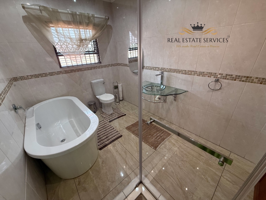 9 Bedroom Property for Sale in Aerorand Mpumalanga