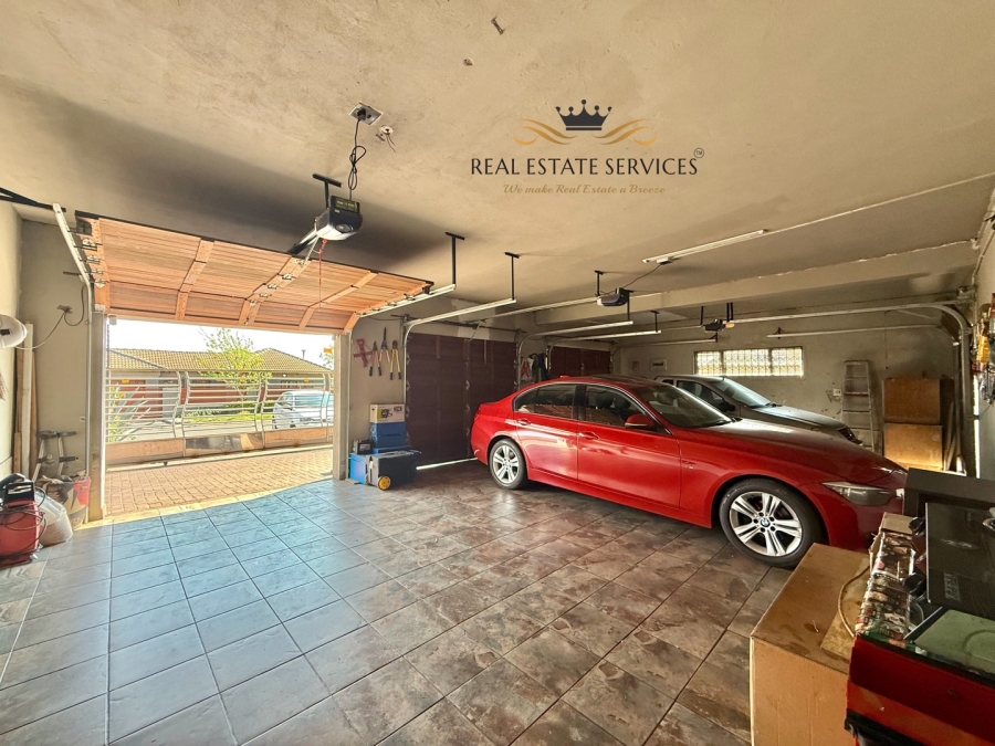 9 Bedroom Property for Sale in Aerorand Mpumalanga