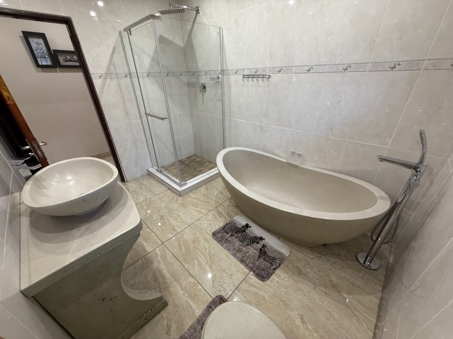 9 Bedroom Property for Sale in Aerorand Mpumalanga