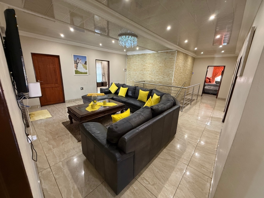 9 Bedroom Property for Sale in Aerorand Mpumalanga