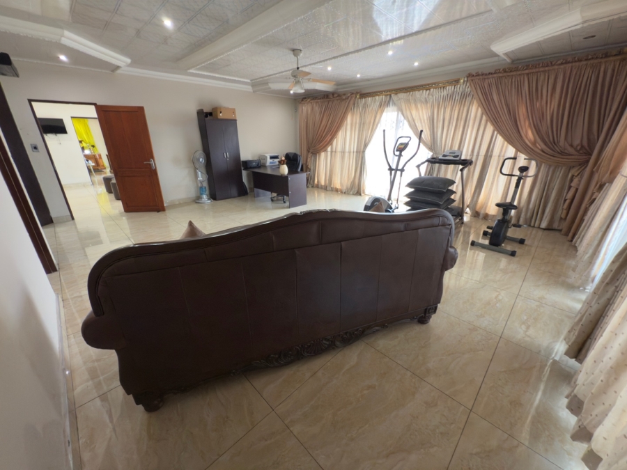 9 Bedroom Property for Sale in Aerorand Mpumalanga