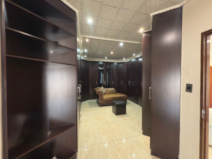 9 Bedroom Property for Sale in Aerorand Mpumalanga