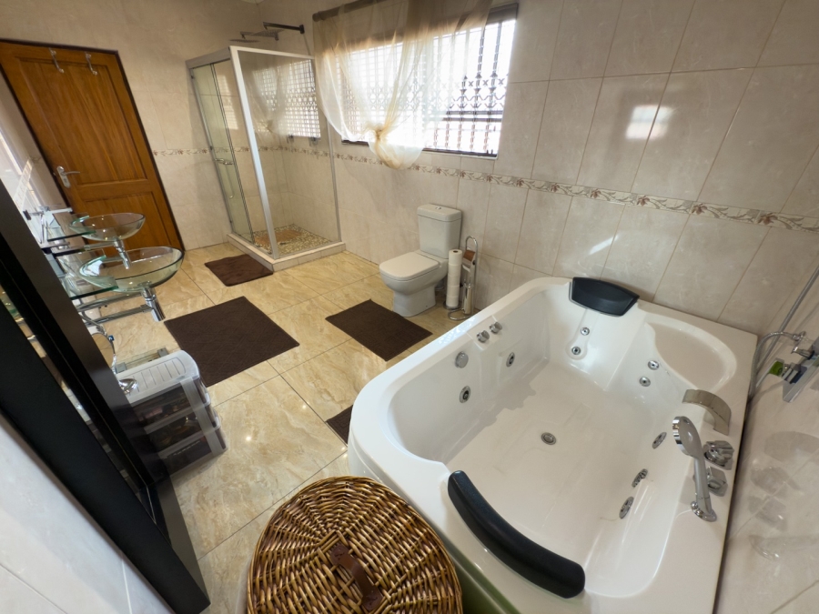 9 Bedroom Property for Sale in Aerorand Mpumalanga