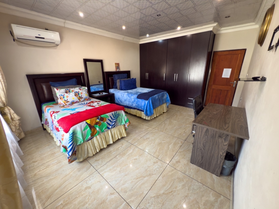 9 Bedroom Property for Sale in Aerorand Mpumalanga
