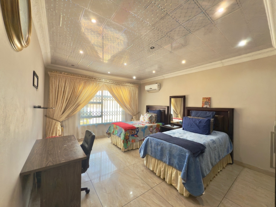 9 Bedroom Property for Sale in Aerorand Mpumalanga