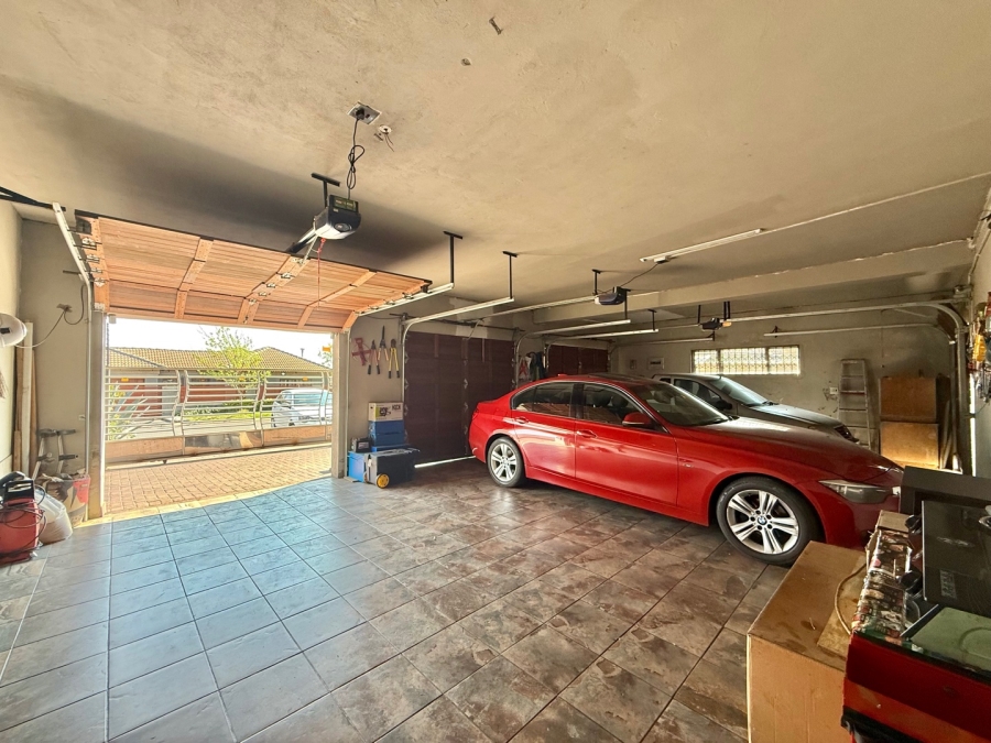 9 Bedroom Property for Sale in Aerorand Mpumalanga