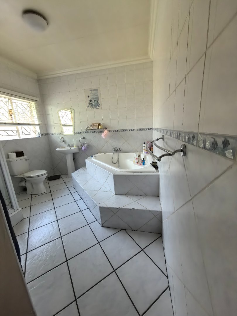 3 Bedroom Property for Sale in Die Heuwel Ext 4 Mpumalanga