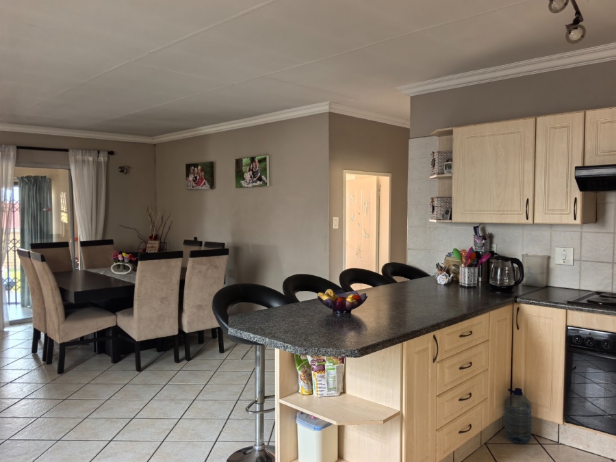 3 Bedroom Property for Sale in Die Heuwel Ext 4 Mpumalanga