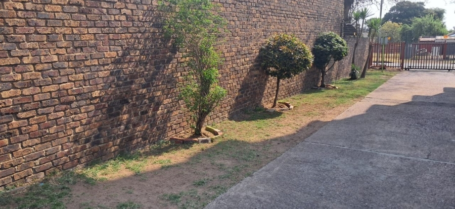  Bedroom Property for Sale in Witbank Ext 5 Mpumalanga