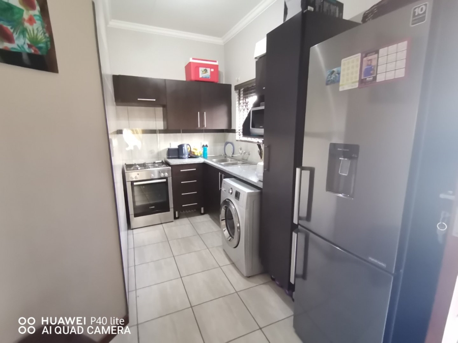 To Let 2 Bedroom Property for Rent in Terra Nova Mpumalanga