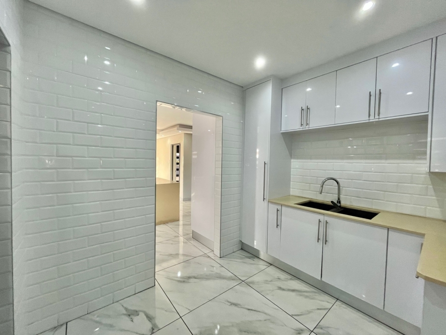 4 Bedroom Property for Sale in Aerorand Mpumalanga