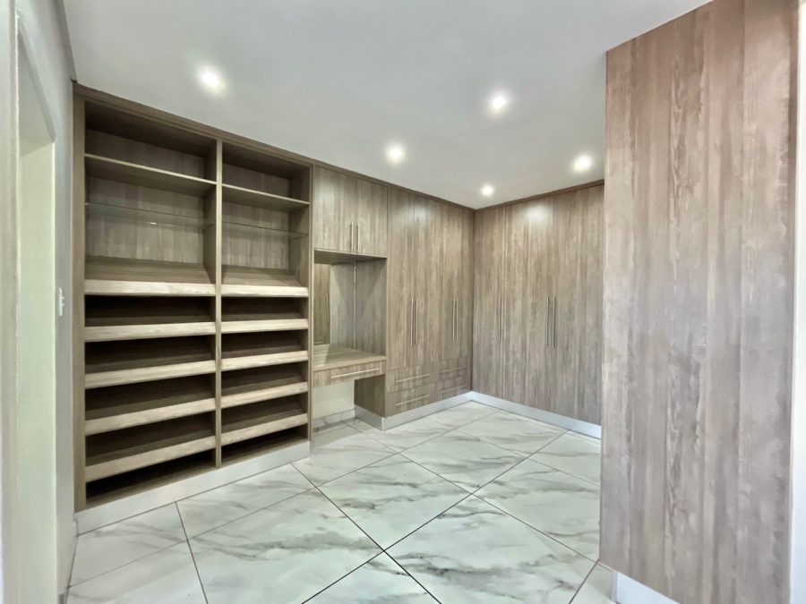 4 Bedroom Property for Sale in Aerorand Mpumalanga