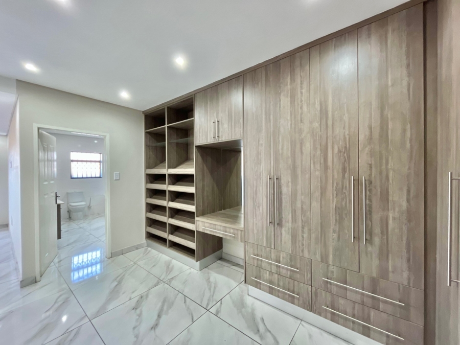 4 Bedroom Property for Sale in Aerorand Mpumalanga