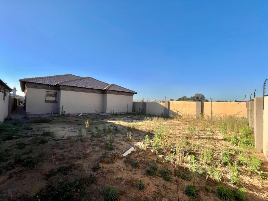 4 Bedroom Property for Sale in Aerorand Mpumalanga