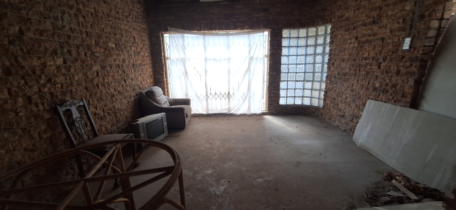 3 Bedroom Property for Sale in Jackaroo Park Mpumalanga