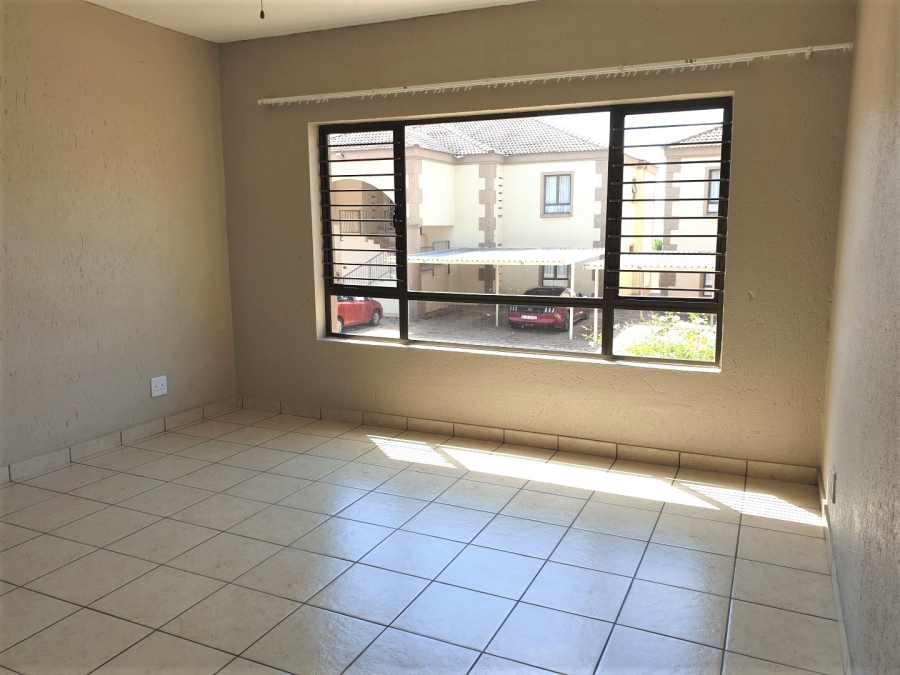 To Let 2 Bedroom Property for Rent in Stonehenge Mpumalanga