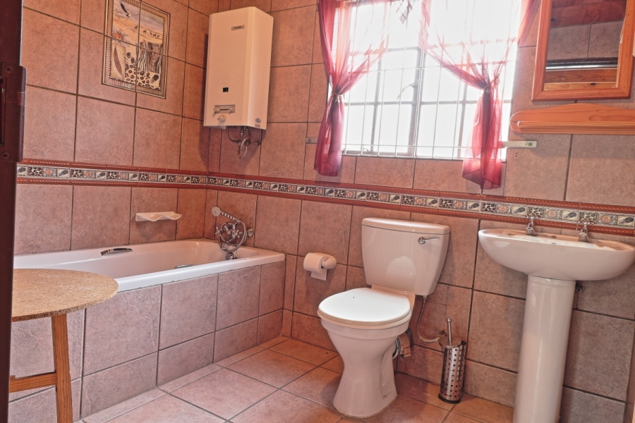 3 Bedroom Property for Sale in Marloth Park Mpumalanga