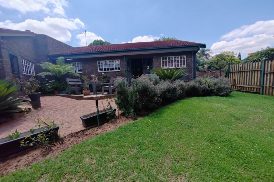 5 Bedroom Property for Sale in Gholfsig Mpumalanga