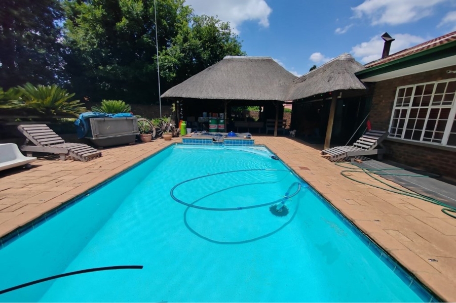 5 Bedroom Property for Sale in Gholfsig Mpumalanga