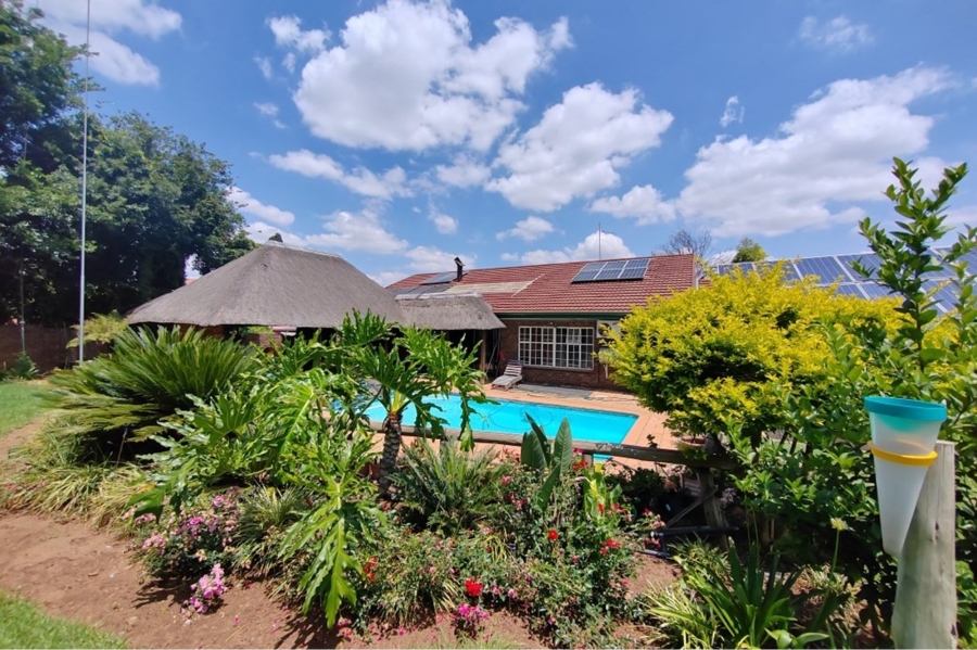 5 Bedroom Property for Sale in Gholfsig Mpumalanga