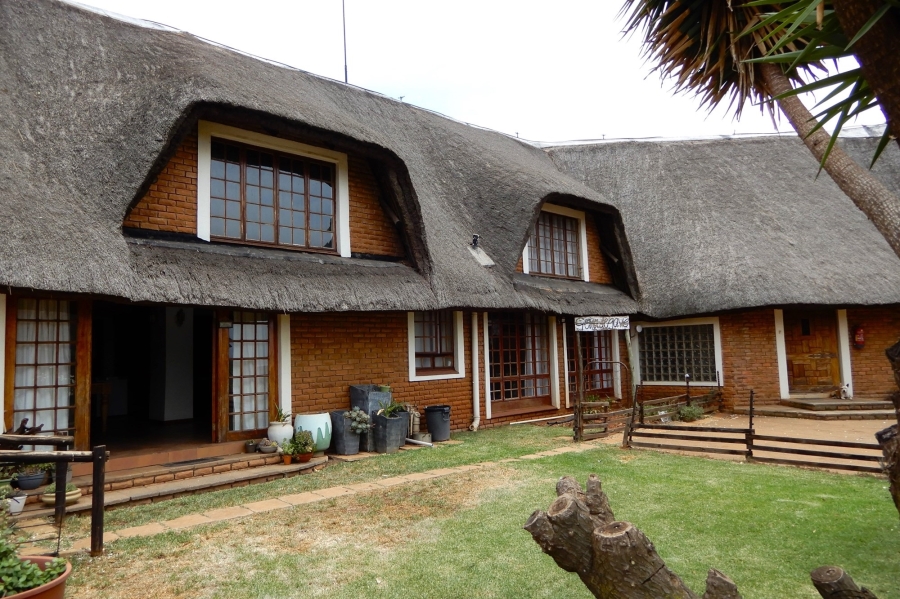 6 Bedroom Property for Sale in Delmas Mpumalanga