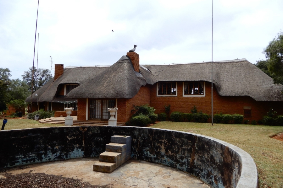 6 Bedroom Property for Sale in Delmas Mpumalanga